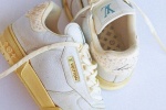 List of pictures of LV white retro sneakers