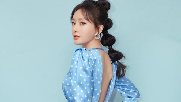 美女明星秦岚桌面壁纸图片