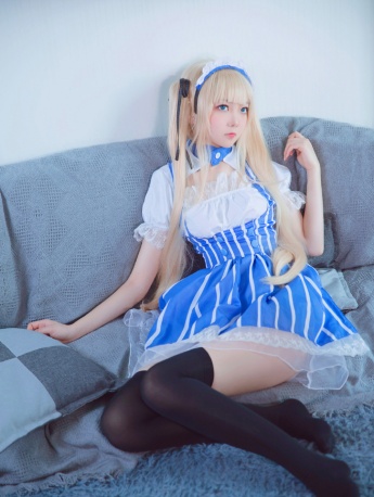 性感洋裝美女模特兒黑絲美腿誘惑寫真