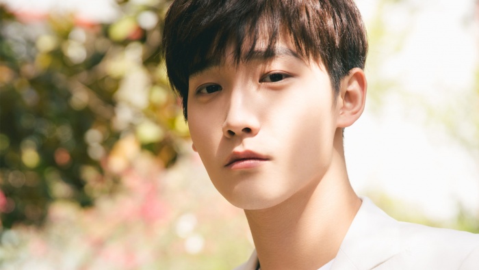 Xing Zhaolin handsome photo picture desktop wallpaper