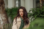Photos of Li Qin's elegant temperament on the streets in early winter