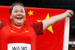 Wang Zheng women's hammer throw silver medal