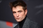 Robert Pattinson debuts new Batman HD pictures