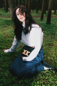 Liu Shishi's summer forest photo blockbuster