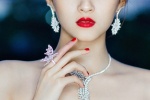 关晓彤裹胸礼服性感写真手机壁纸