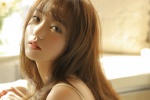 Literary girl elegant temperament photo desktop wallpaper
