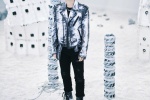 Li Wenhan's cool photo of printed jacket