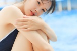 Sexy photos of beauties in the swimming pool in summer