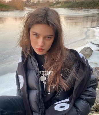 Avatar pictures of European and American beauties with good personalities