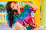 Sun Yi's childlike rainbow birthday photo shoot