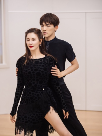 Zhang Yuqi and Li Bingxi《Daughters' Love 4》First Issue Stills Pictures