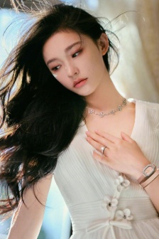 林允週末畫報雙封面時尚寫真