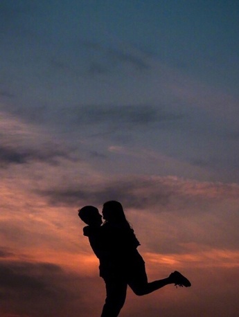 Dusk silhouette portrait mobile wallpaper