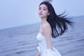 Beauty Zhang Yishang sexy photo desktop wallpaper