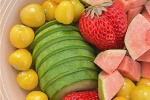 Summer refreshing fruit friends circle picture material