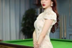 Wang Zhongyao's sexy photo of lace slit cheongsam