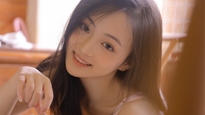 嫵媚美女寫真圖片桌麵壁紙