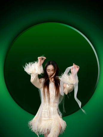 Lou Yixiao fashion magazine photo pictures