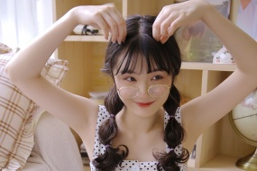 文藝美女高清桌麵壁紙圖片