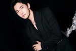 Yang Yangyao elegant and handsome photo in black suit