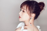 Sexy beauty Tang Yan desktop wallpaper pictures