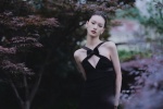 Qiu Tian black dress low-cut backless sexy photo