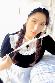 Beautiful girl in maid outfit photo mobile wallpaper