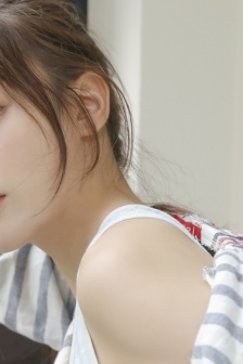 元气少女写真图片桌面壁纸