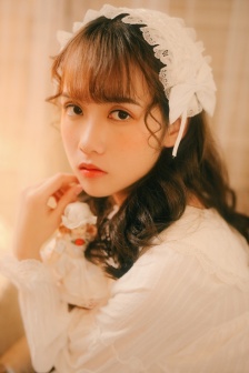 睡衣美女唯美妩媚撩人写真