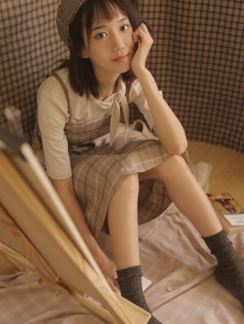 贝雷帽女孩文艺甜美私房写真照片