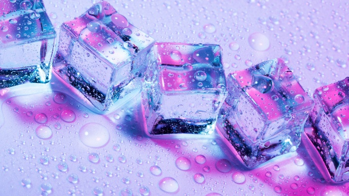 晶莹剔透的冰块图片素材壁纸