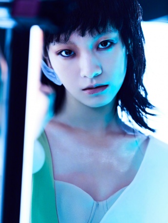 Li Gengxi's future technological fashion photo pictures