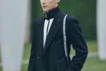 楊洋簡約西服紳士帥氣寫真