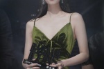 Sexy pictures of Zhang Xiaofei's Harper's Bazaar annual party