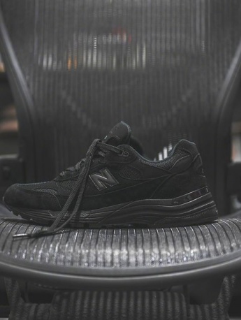 NewBalance992純黑配色多圖展示
