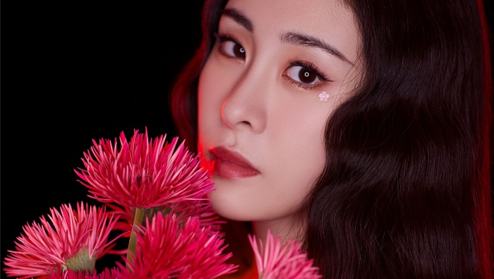 歌手张碧晨图片桌面壁纸