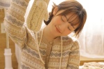 冬日暖陽甜美女生寫真壁紙