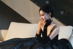 Zhang Meng's Sexy Photos at the 2021 Chinese Drama Ceremony