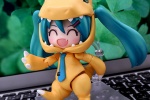 Hatsune Miku Agumon puppet costume details