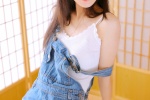 露肩吊帶美妝減齡背帶褲美女寫真