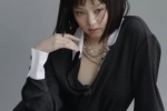 JENNIE短发画报造型图