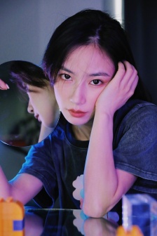 性感美人陳暖央時尚寫真圖片