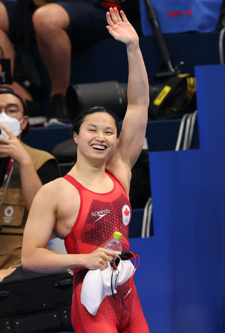 加拿大华裔选手100米蝶泳夺冠