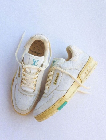 LV白色復古板鞋多圖一覽