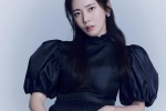 Choo Ja Hyun glamorous and sexy photo in lantern sleeve princess dress