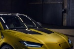 Luxury car supercar Lamborghini Urus wallpaper