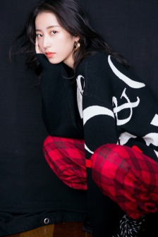 Beauty Zhou Yutong photo mobile wallpaper