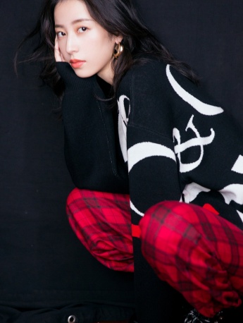 美女周雨彤写真手机壁纸