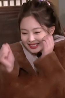 jennie girly style avatar