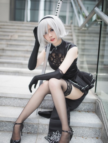 旗袍美女黑絲美腿性感cos寫真